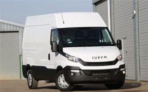 Iveco Daily 6 míst / čtyřmístná lavice/ od r.v. 06/2014...